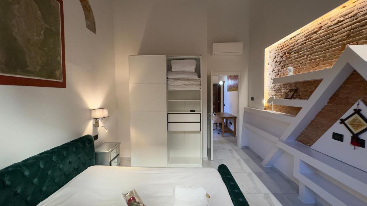 Suite Stylish & Cozy Apartment In The Heart Of Florencia Exterior foto